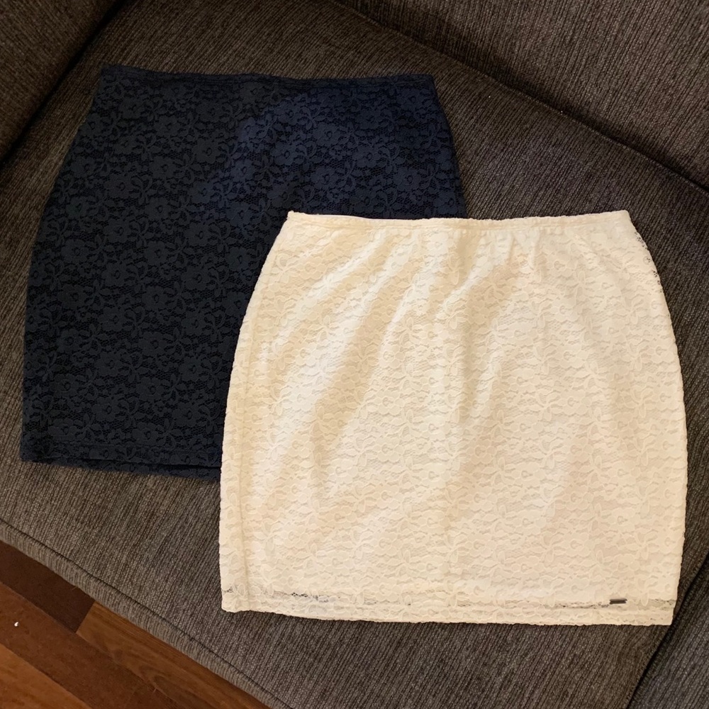 Hollister White & Navy Lace Overlay Mini Skirts L